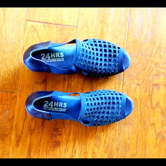 24 HRS brand wedge from Spain, size 37 - Picture 2 of 3